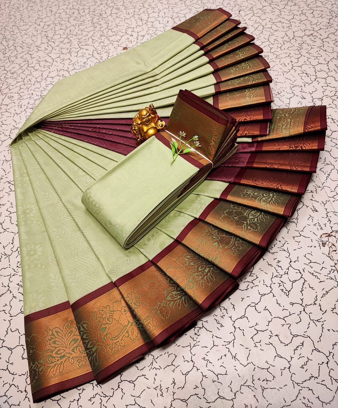 Gift purpose saree